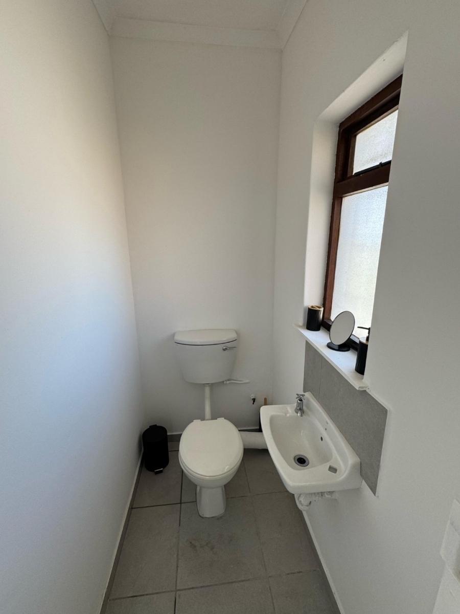  Bedroom Property for Sale in Hillcrest Heights Western Cape